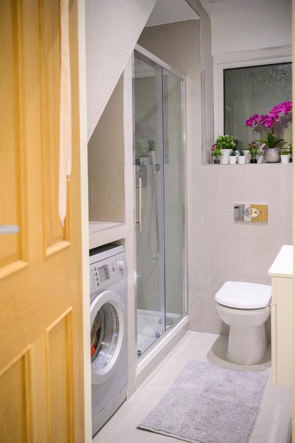 Luxurious Tranquil Four Bedroom Retreat In Buxton Buxton  Exterior foto